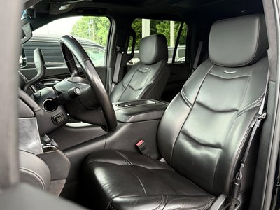 صورة مصغرة 18 لـ 2017 Cadillac ESCALADE