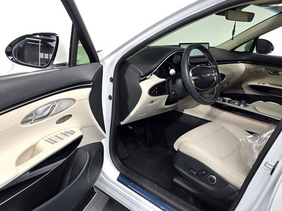 صورة مصغرة 13 لـ 2023 Genesis GV70