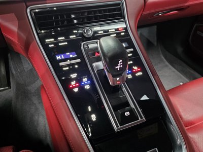 PORSCHE PANAMERA - 9