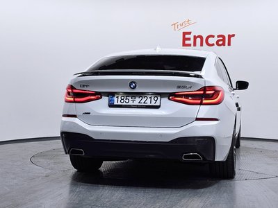 BMW 6 SERIES GT - 3