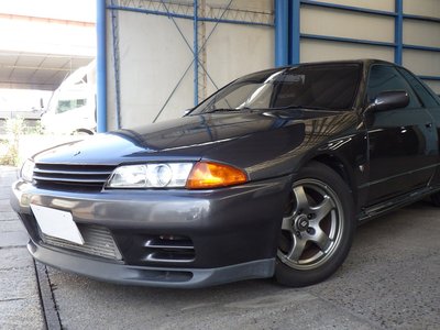 NISSAN SKYLINE GT-R