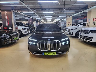 صورة 5 لـ 2024 BMW 7 SERIES