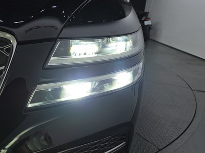 GENESIS G80 (RG3) - 9