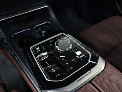 BMW 7 SERIES - 9