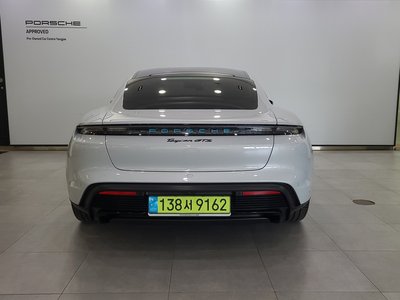 2024 Porsche TAYCAN 照片 5