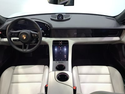 2024 Porsche TAYCAN 照片 10