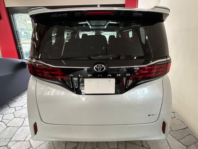 TOYOTA ALPHARD - 3