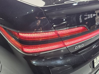 2020 Genesis G90 photo 10