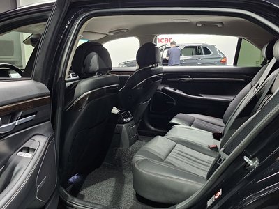2020 Genesis G90 缩略图 17