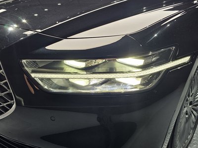 2020 Genesis G90 photo 9