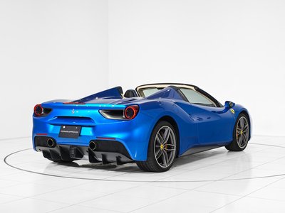 صورة مصغرة 57 لـ 2017 Ferrari 488 SPIDER