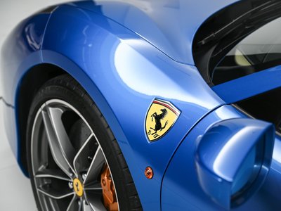 صورة مصغرة 25 لـ 2017 Ferrari 488 SPIDER