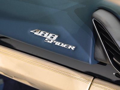صورة مصغرة 34 لـ 2017 Ferrari 488 SPIDER