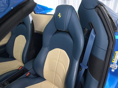 صورة مصغرة 65 لـ 2017 Ferrari 488 SPIDER