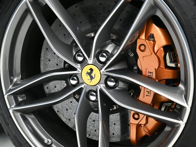 صورة مصغرة 26 لـ 2017 Ferrari 488 SPIDER