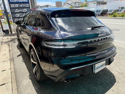 2024 Porsche MACAN photo 7