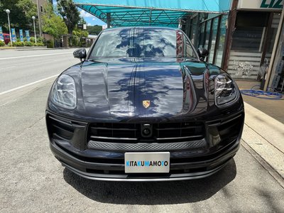 2024 Porsche MACAN photo 2