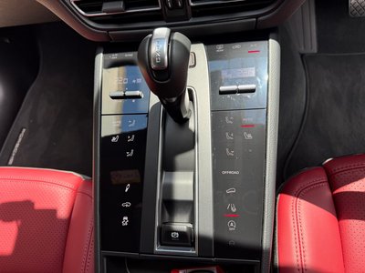 صورة مصغرة 28 لـ 2024 Porsche MACAN