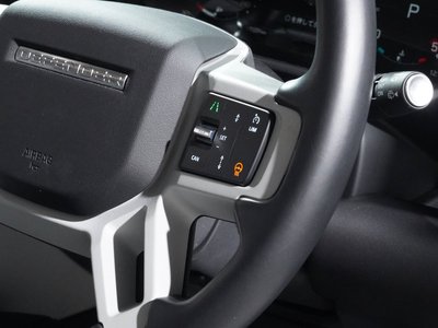 LAND ROVER DEFENDER - 6