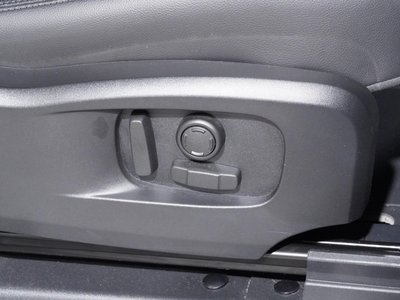 2024 LAND Rover DEFENDER 缩略图 17