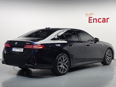 BMW 5 SERIES - 3