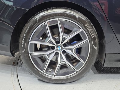 BMW 5 SERIES - 8