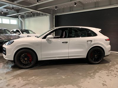 PORSCHE CAYENNE - 3