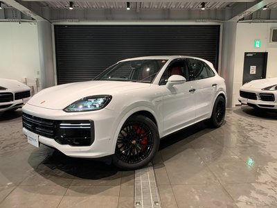 PORSCHE CAYENNE - 1