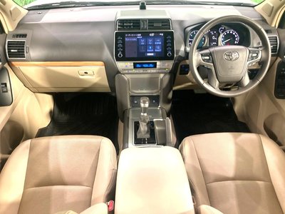 TOYOTA LAND CRUISER PRADO - 2