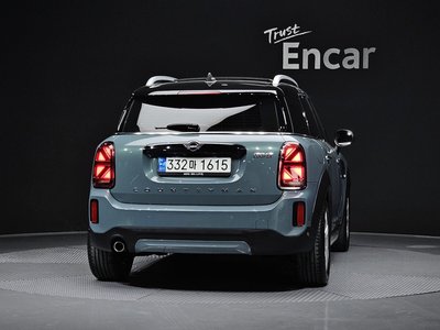 MINI COUNTRYMAN - 3