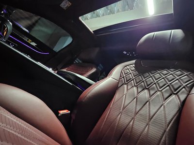 2022 Bentley FLYING SPUR — миниатюра 17