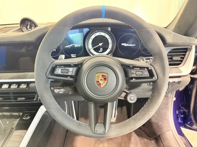 PORSCHE 911 - 9