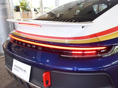 PORSCHE 911 - 5