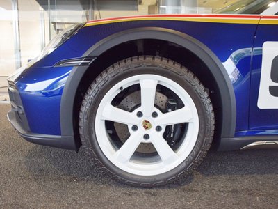PORSCHE 911 - 6