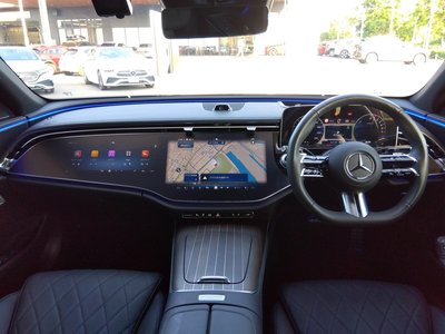 MERCEDES-BENZ E-CLASS - 7