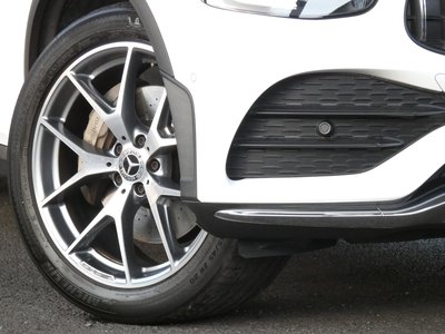 MERCEDES-BENZ GLC - 7