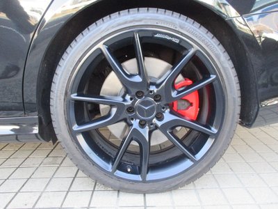 MERCEDES-BENZ E-CLASS AMG - 6