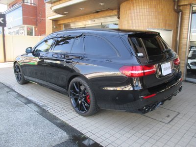 MERCEDES-BENZ E-CLASS AMG - 10