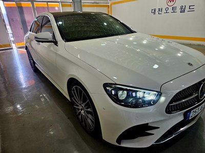 MERCEDES-BENZ E-CLASS - 2