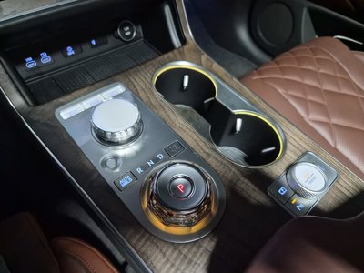 GENESIS GV80 - 5