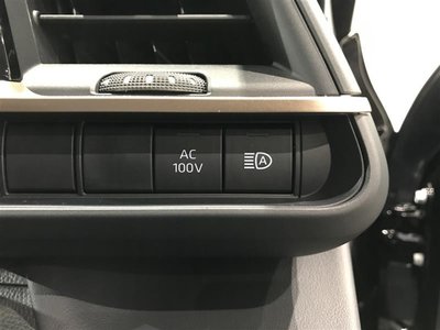 TOYOTA CROWN CROSSOVER - 4