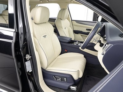 BENTLEY BENTAYGA - 9