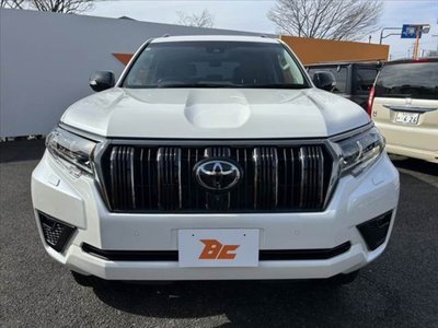TOYOTA LAND CRUISER PRADO - 9