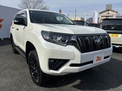 TOYOTA LAND CRUISER PRADO - 8