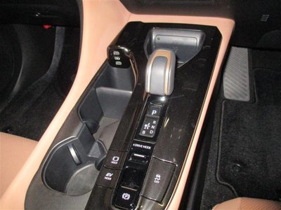 صورة مصغرة 18 لـ 2023 Toyota CROWN SPORT
