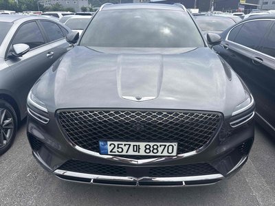 2021 Genesis GV70 photo 2