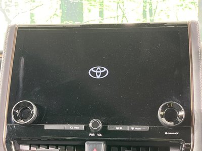 TOYOTA ALPHARD - 4
