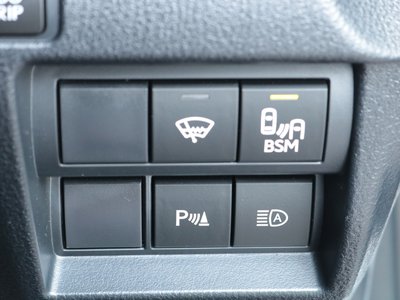 2023 Lexus RC — миниатюра 36