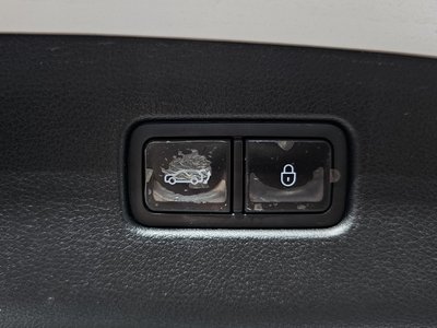 2022 Genesis GV70 — миниатюра 25