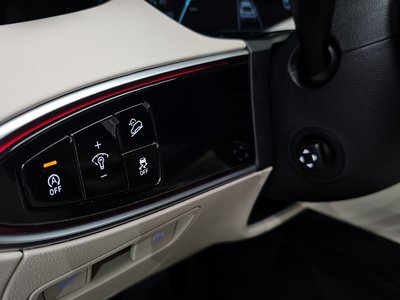2022 Genesis GV70 — миниатюра 27